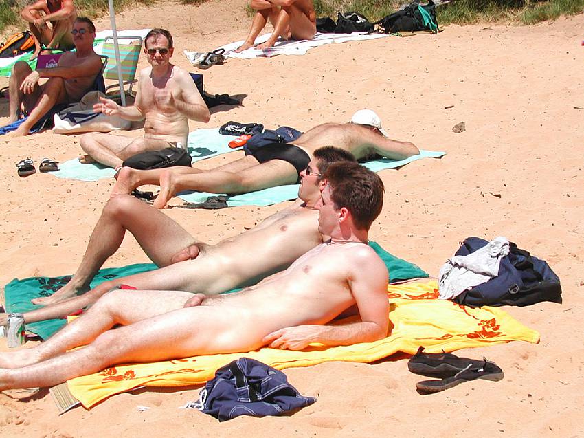 Gay Homo Beach Movies And Pictures
